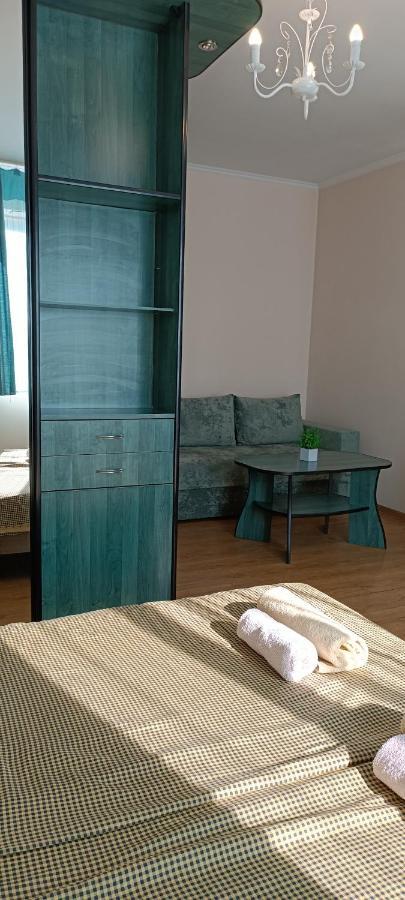 Vip Apartments In The Centre Мукачево Екстер'єр фото